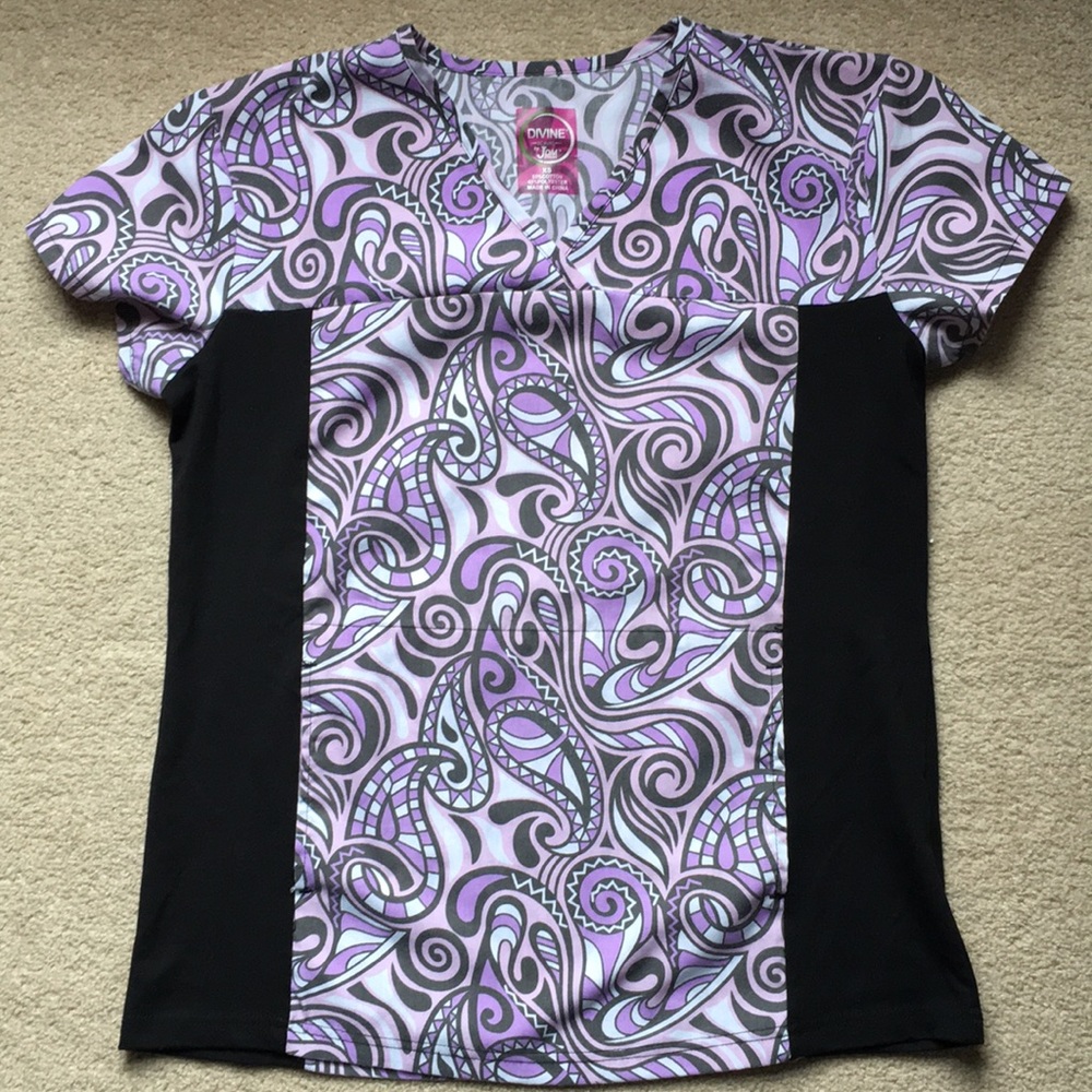 Like New Scrub Top
